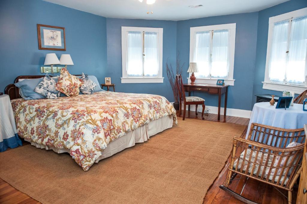 Cedars & Beeches Bed & Breakfast Long Branch Exterior photo